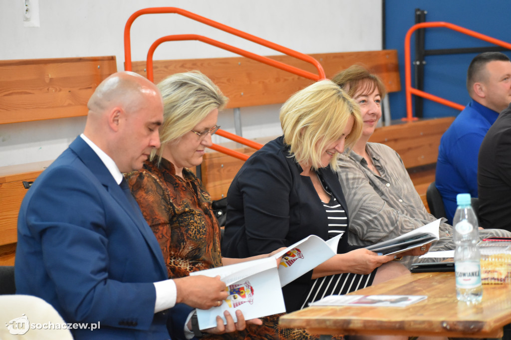 Sesja absolutoryjna w Młodzieszynie