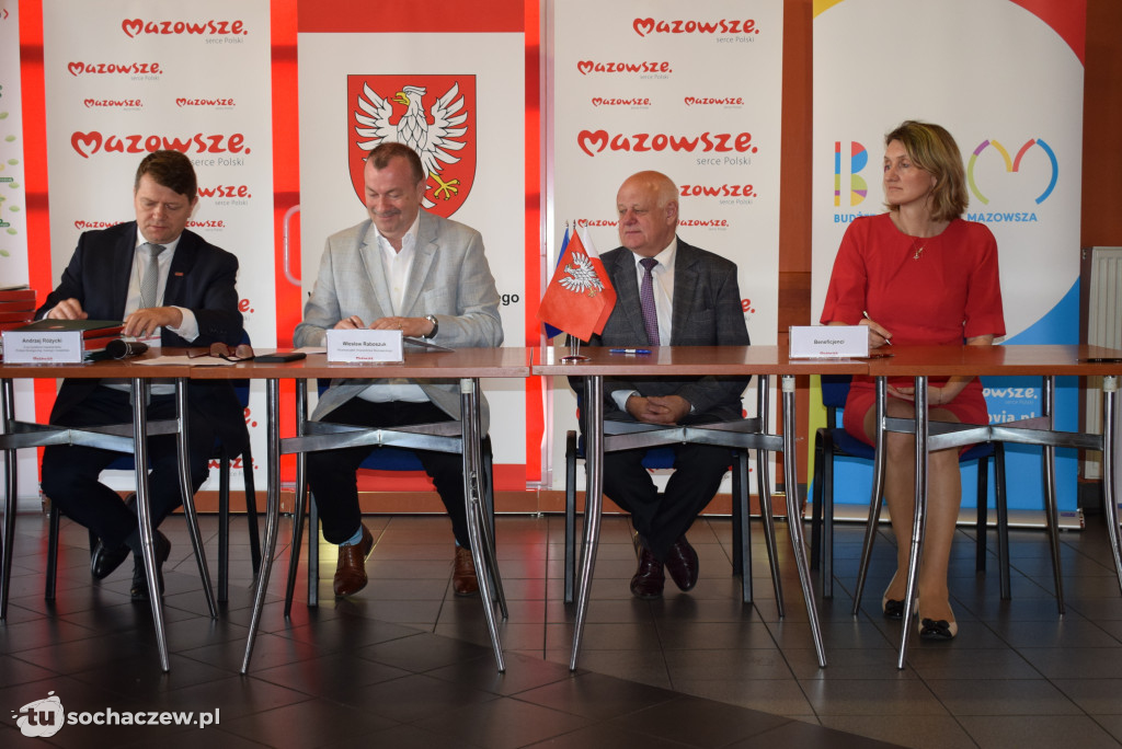 Umowy z marszałkiem podpisane