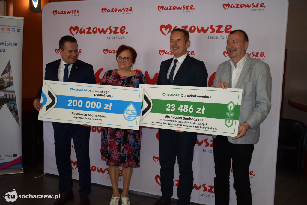 Umowy z marszałkiem podpisane