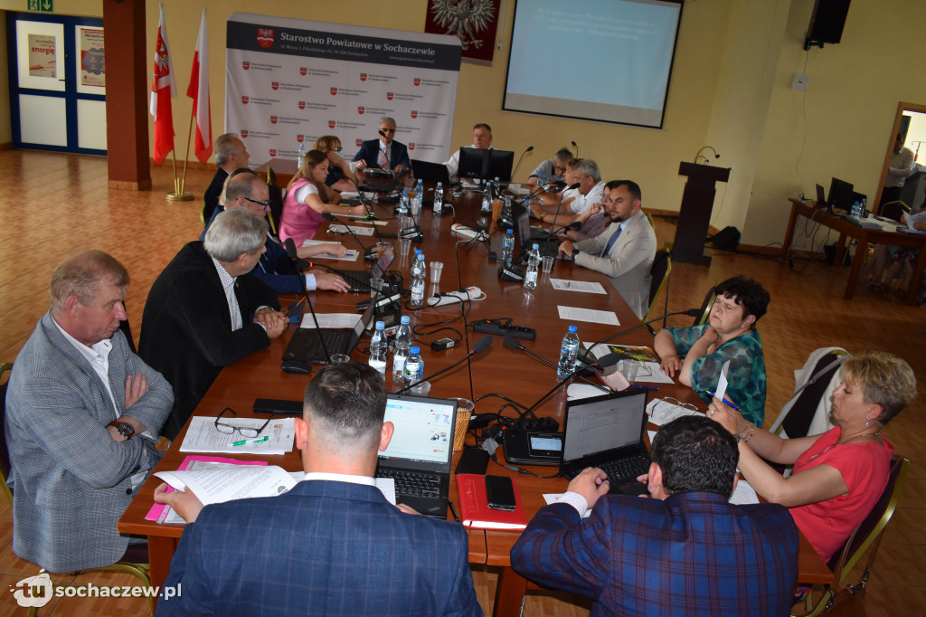 Sesja absolutoryjna w powiecie 10 czerwca 2022