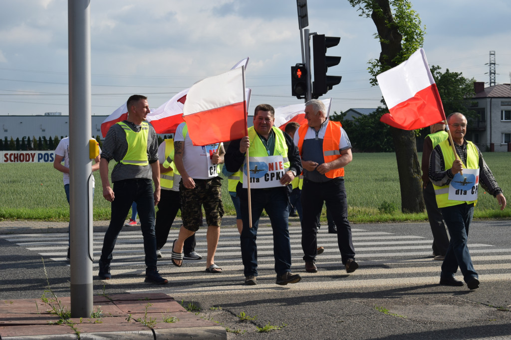 Protest przeciw budowie CPK na DK 92