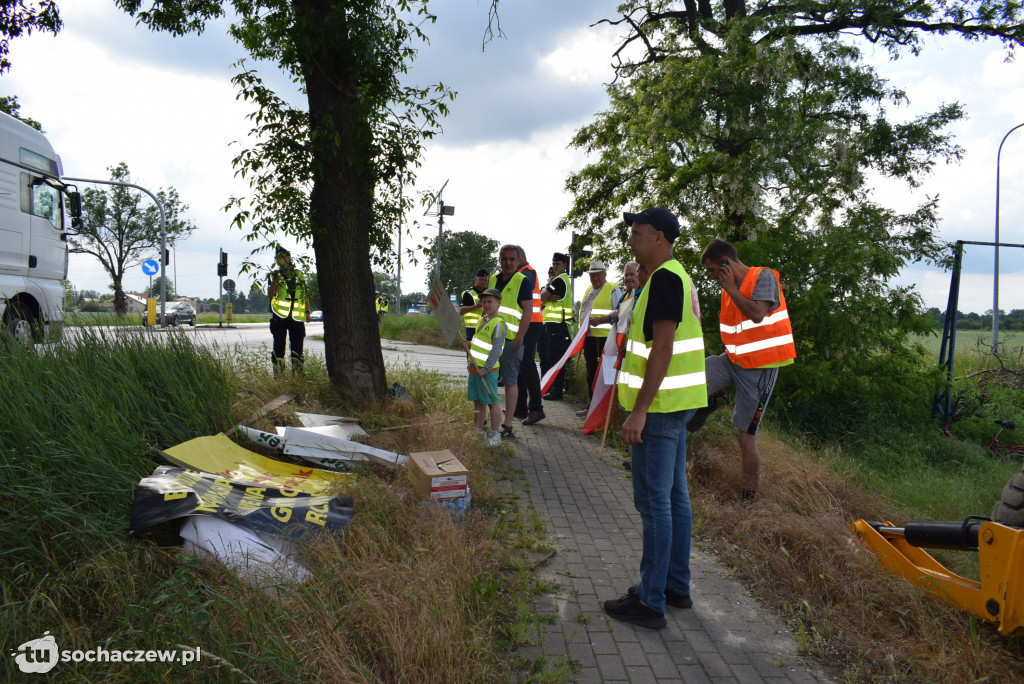 Protest przeciw budowie CPK na DK 92