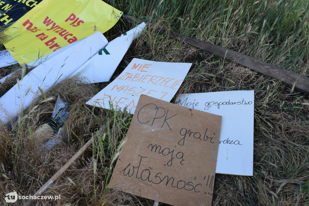 Protest przeciw budowie CPK na DK 92