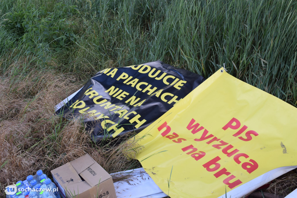 Protest przeciw budowie CPK na DK 92