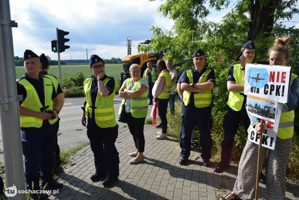 Protest przeciw budowie CPK na DK 92