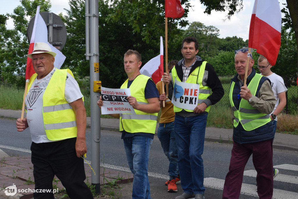 Protest przeciw budowie CPK na DK 92