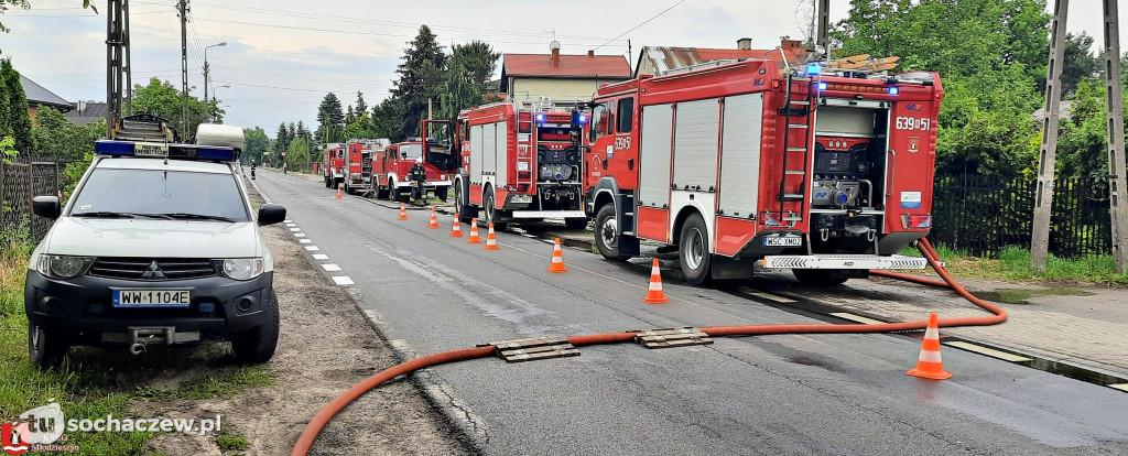 Pożar w Konarach, trwa akcja gaśnicza