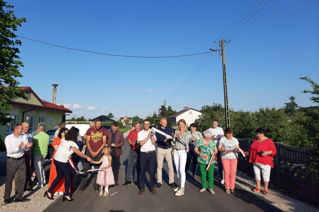 Droga Sarnów - Wężyki otwarta