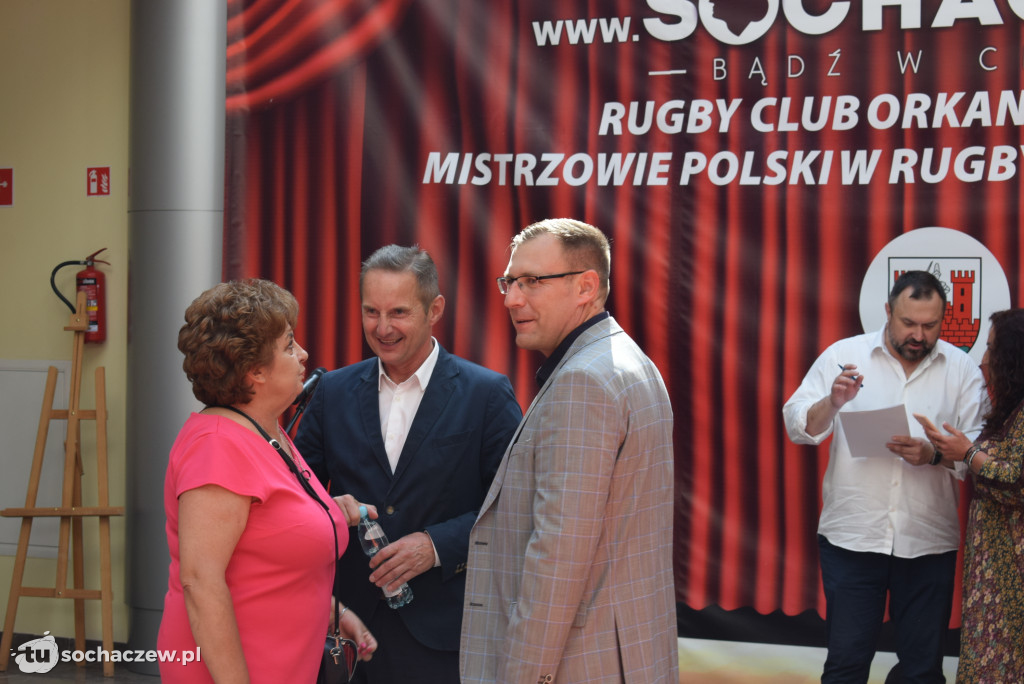 Złoci rugbiści w Kramnicach Miejskich. Spotkanie z władzami Sochaczewa i kibicami