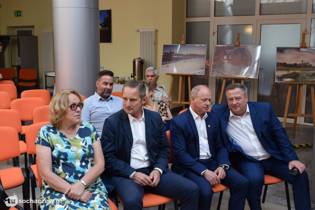 Złoci rugbiści w Kramnicach Miejskich. Spotkanie z władzami Sochaczewa i kibicami