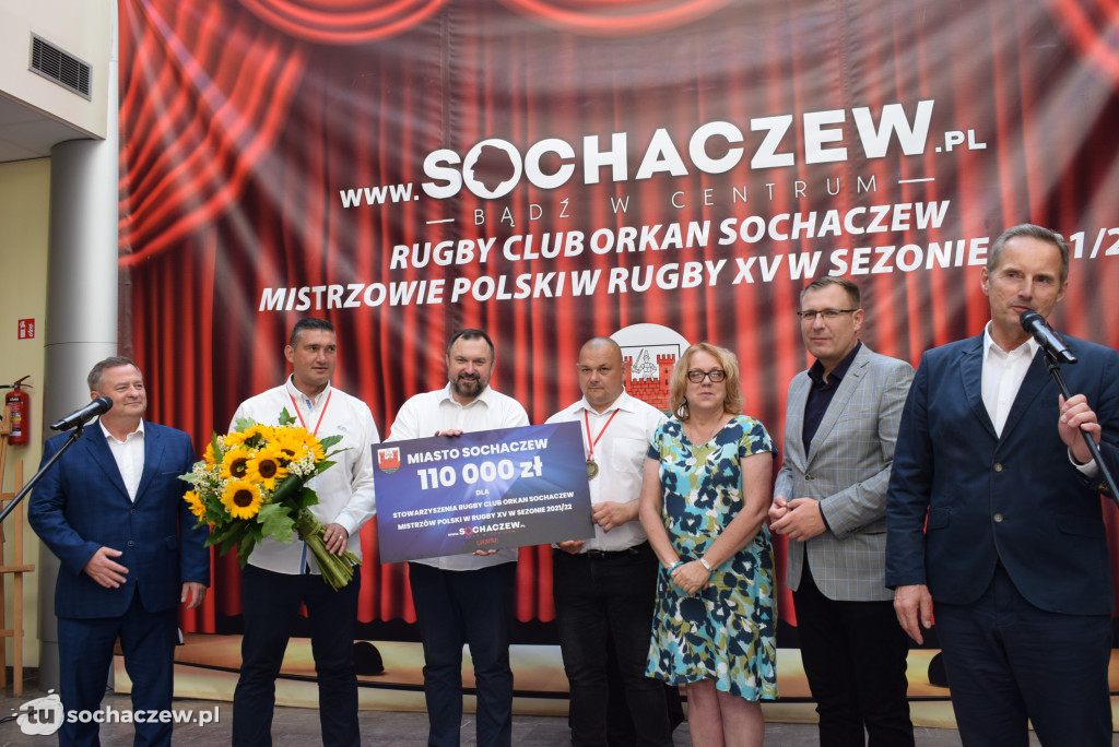 Złoci rugbiści w Kramnicach Miejskich. Spotkanie z władzami Sochaczewa i kibicami