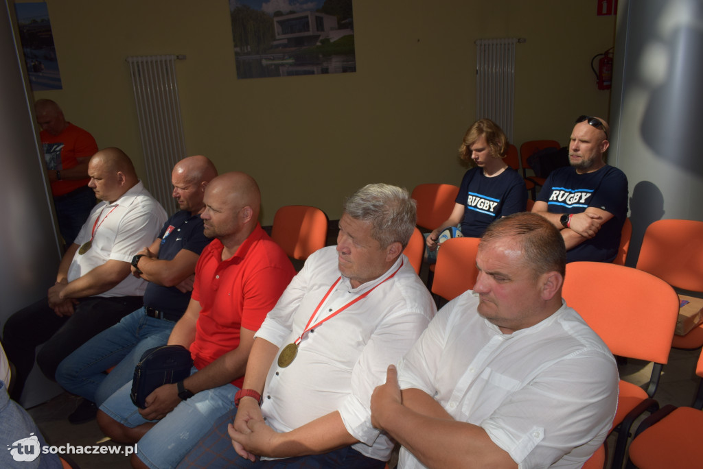 Złoci rugbiści w Kramnicach Miejskich. Spotkanie z władzami Sochaczewa i kibicami