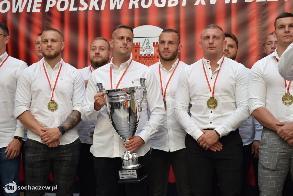 Złoci rugbiści w Kramnicach Miejskich. Spotkanie z władzami Sochaczewa i kibicami