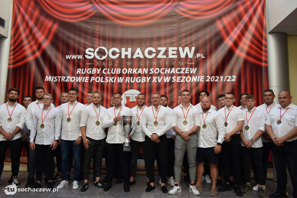 Złoci rugbiści w Kramnicach Miejskich. Spotkanie z władzami Sochaczewa i kibicami