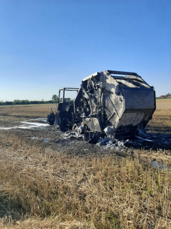 Trzy rolnicze pożary w jeden dzień, jeden poszkodowany