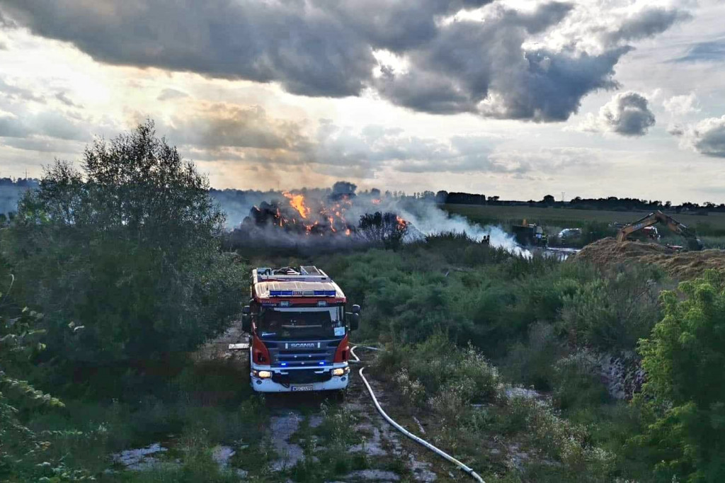 Pożar słomy w Szymanowie