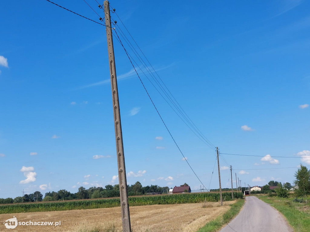 Montaż oświetlenia ulicznego w Wesołej