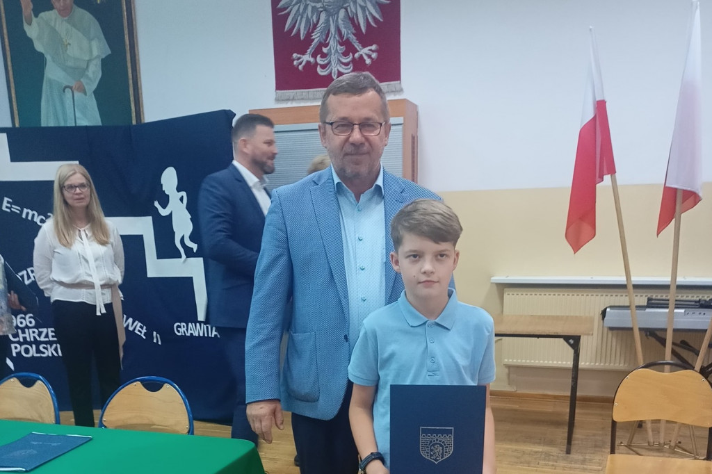 Stypendia wójta gminy Iłów wręczone