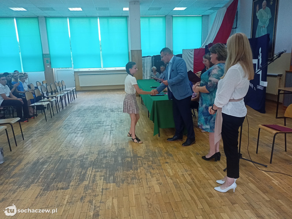 Stypendia wójta gminy Iłów wręczone