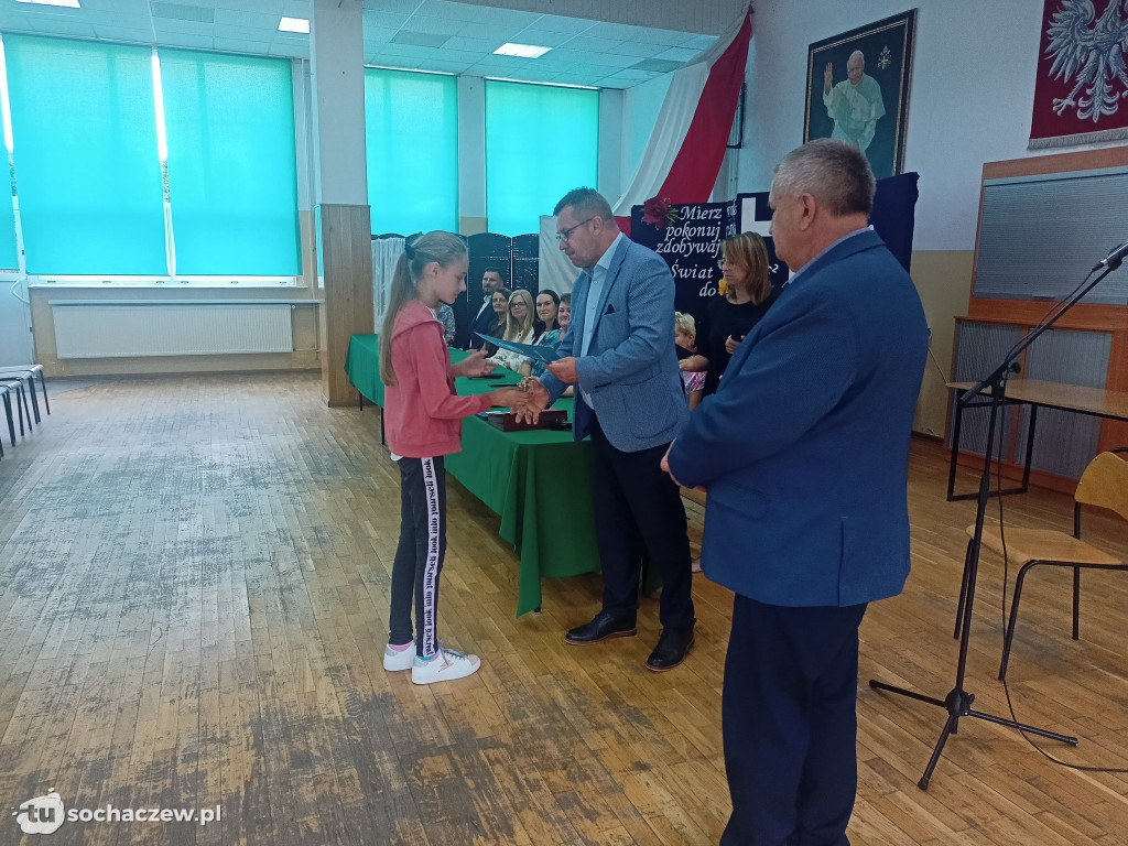 Stypendia wójta gminy Iłów wręczone