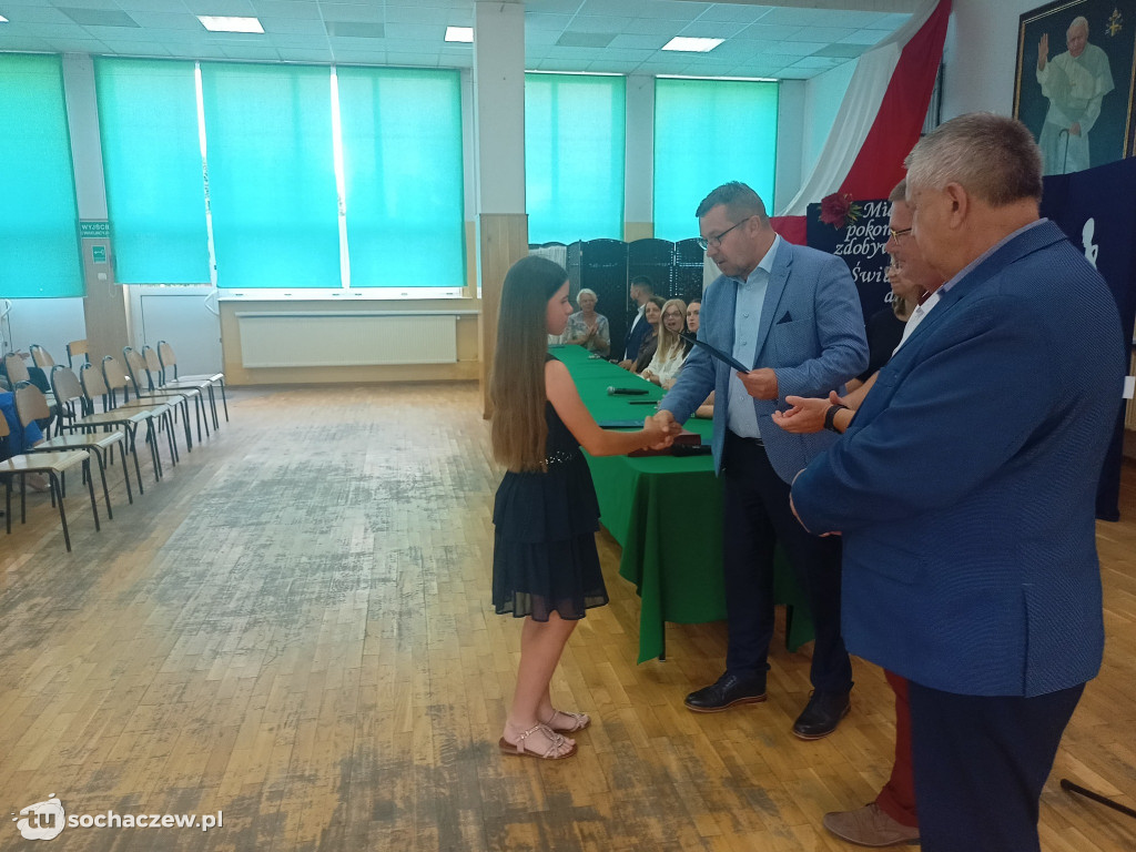 Stypendia wójta gminy Iłów wręczone