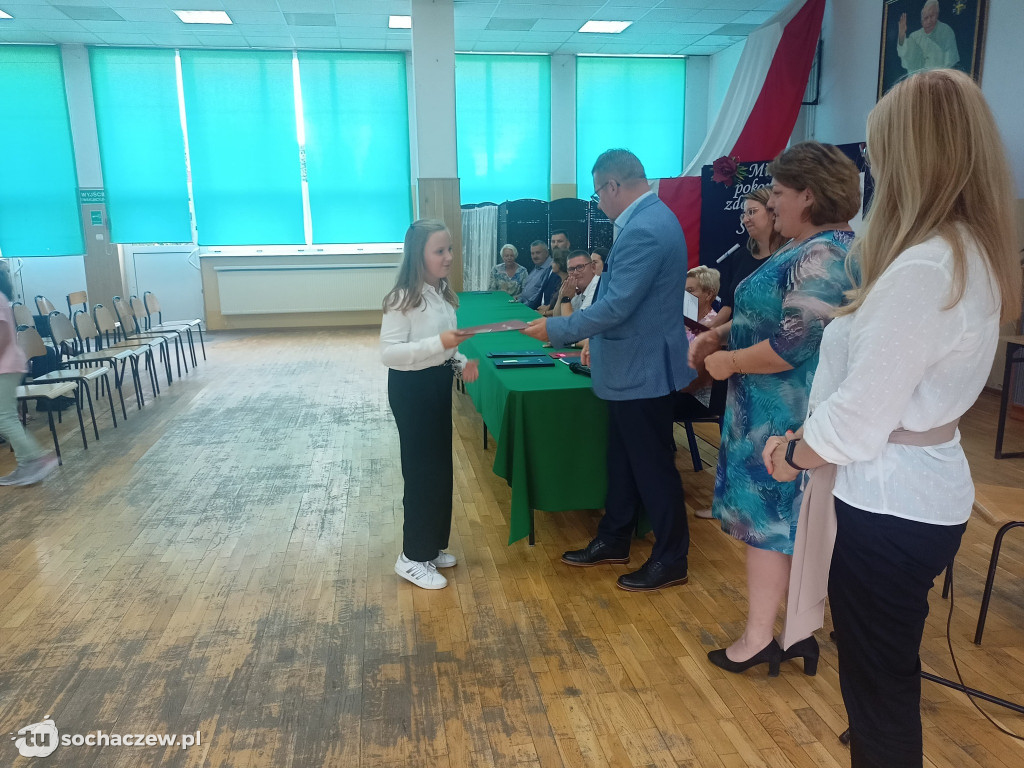 Stypendia wójta gminy Iłów wręczone