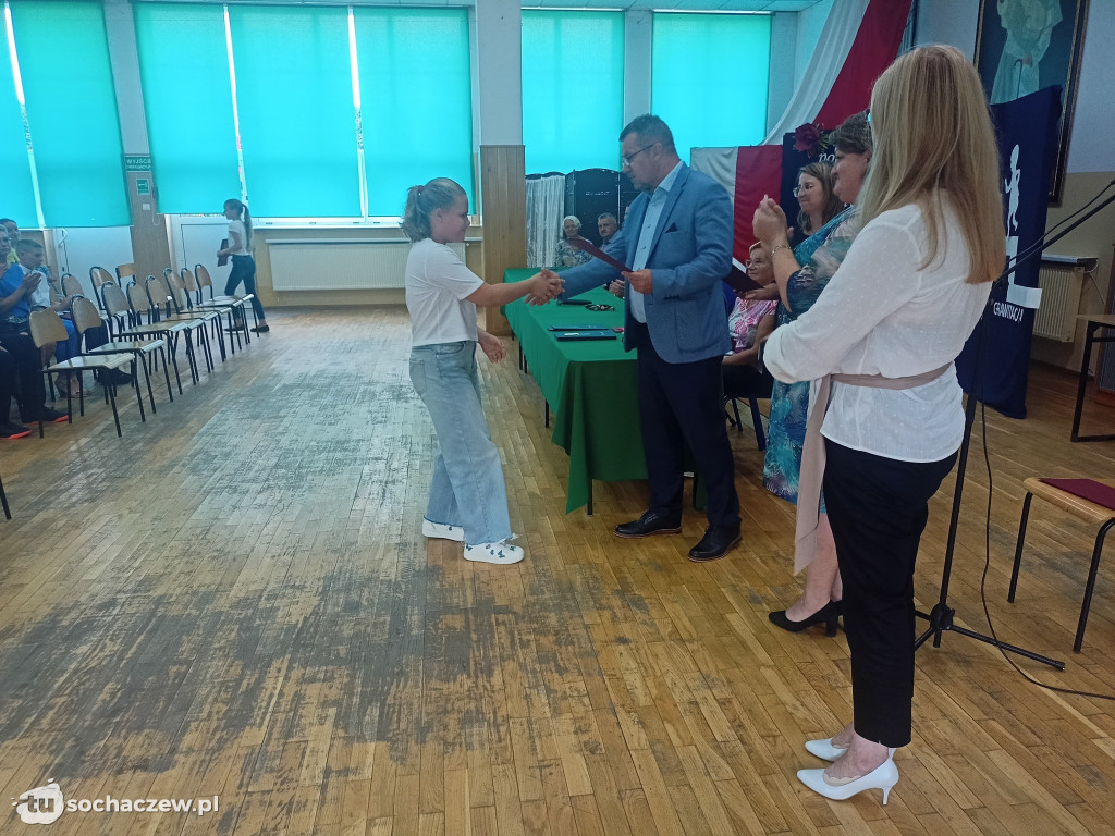 Stypendia wójta gminy Iłów wręczone
