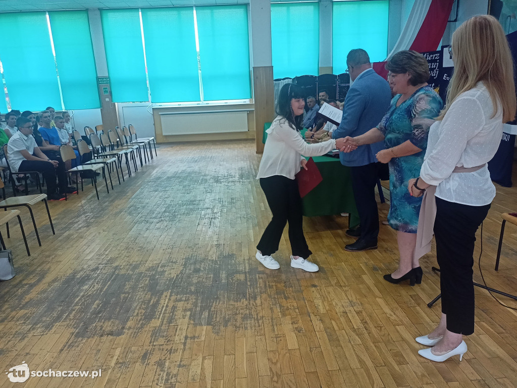 Stypendia wójta gminy Iłów wręczone