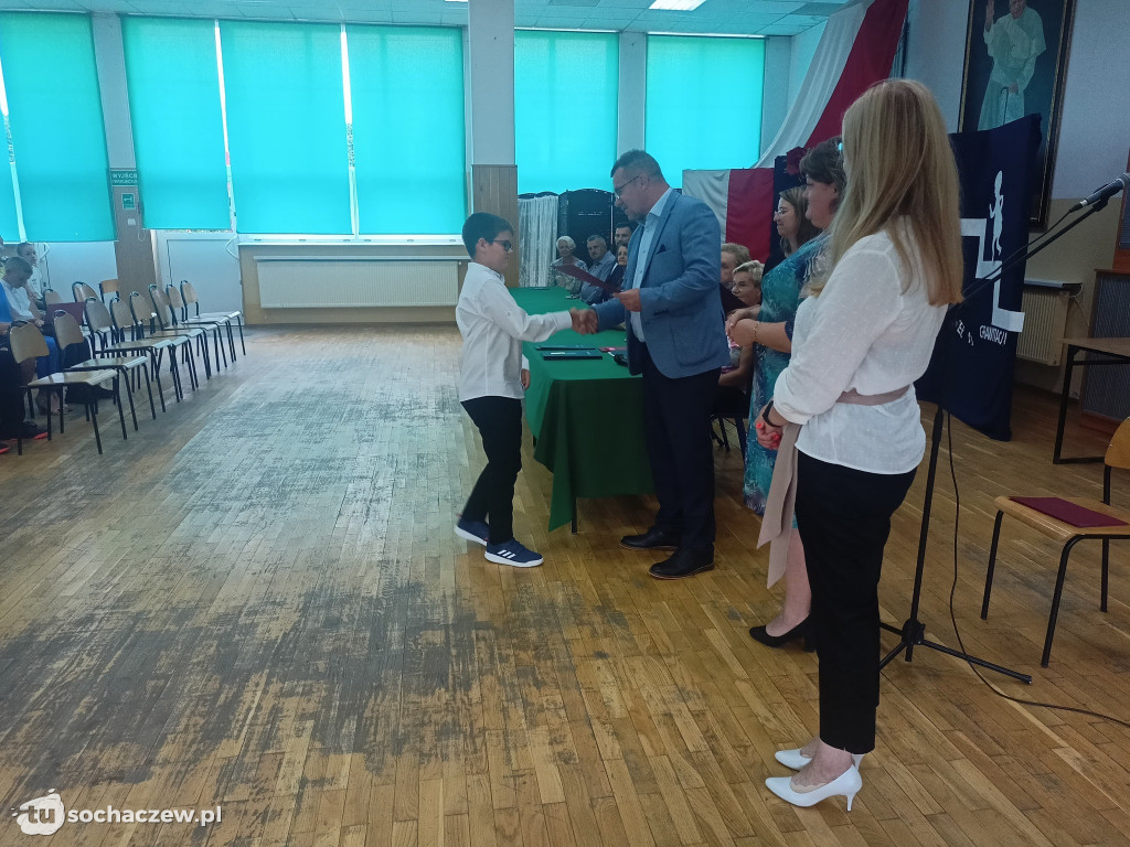 Stypendia wójta gminy Iłów wręczone