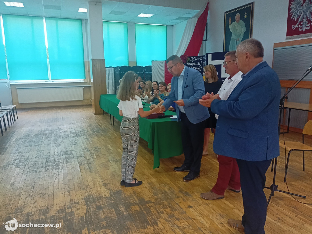 Stypendia wójta gminy Iłów wręczone