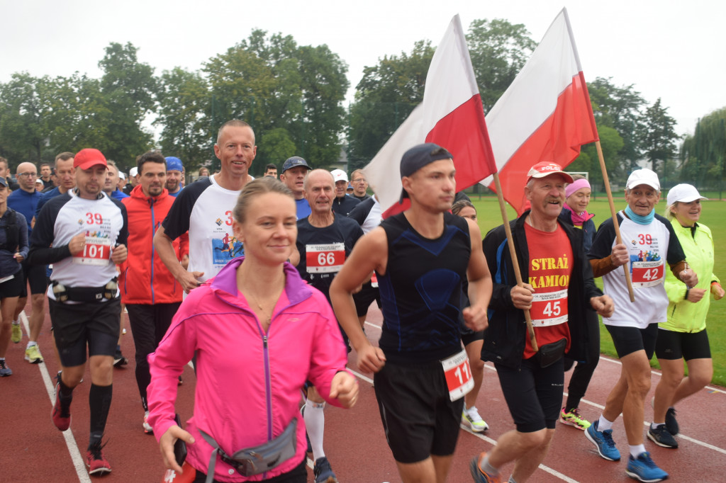 Półmaraton Szlakiem Walk nad Bzurą