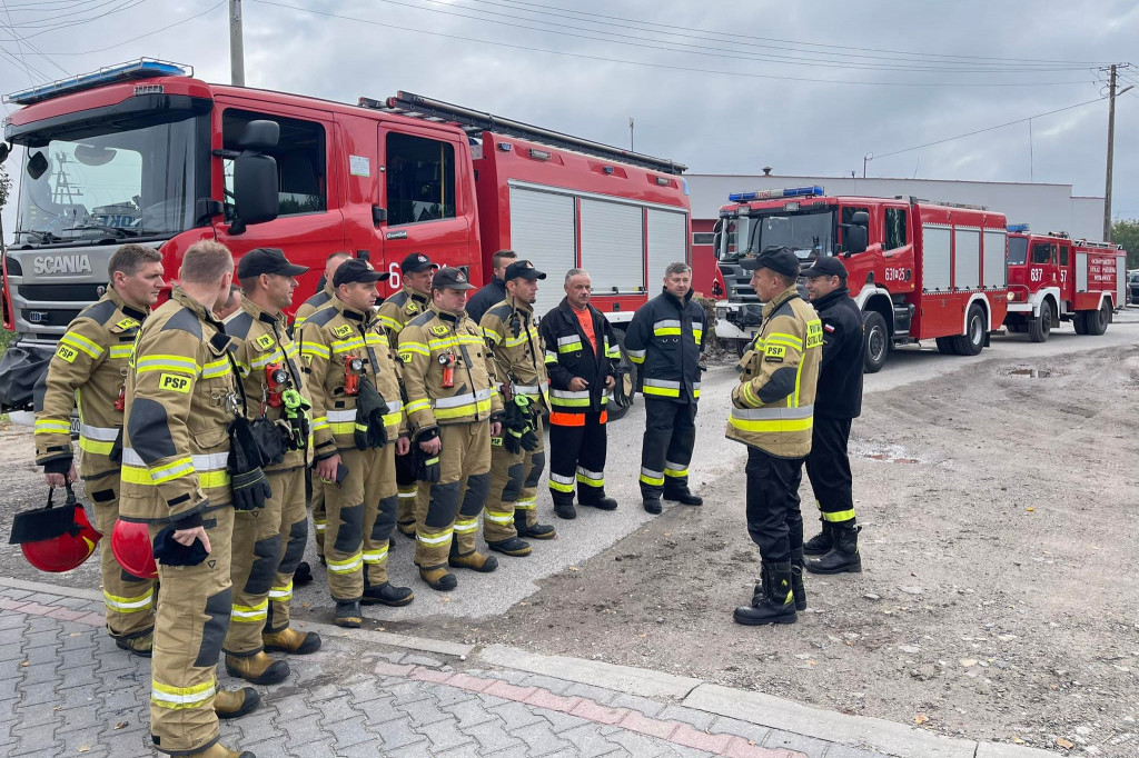 Ćwiczenia straży pożarnej w Młodzieszynie