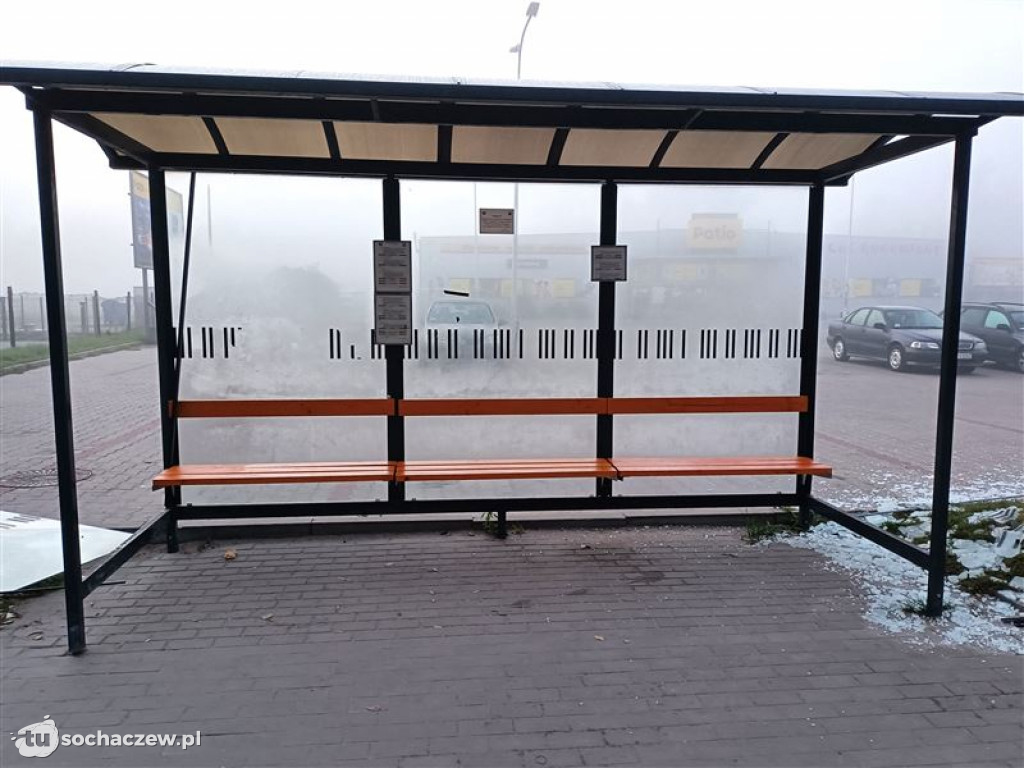 Przystankowi wandale poszukiwani