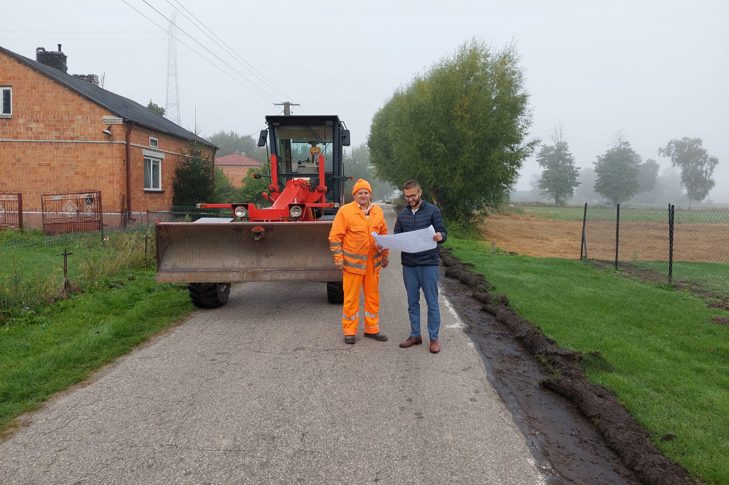 Ruszył remont drogi w Sarnowie