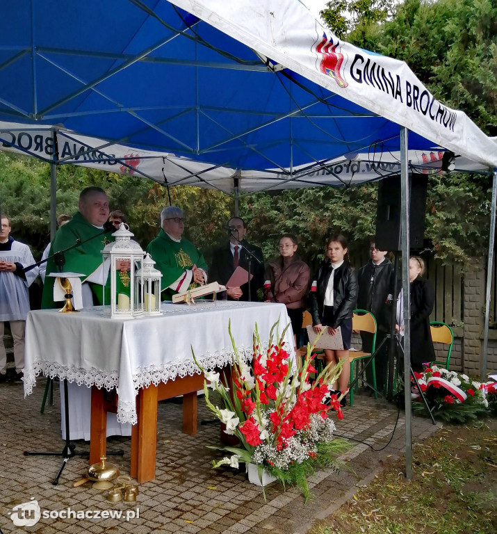 Uroczystość patriotyczna w Śladowie