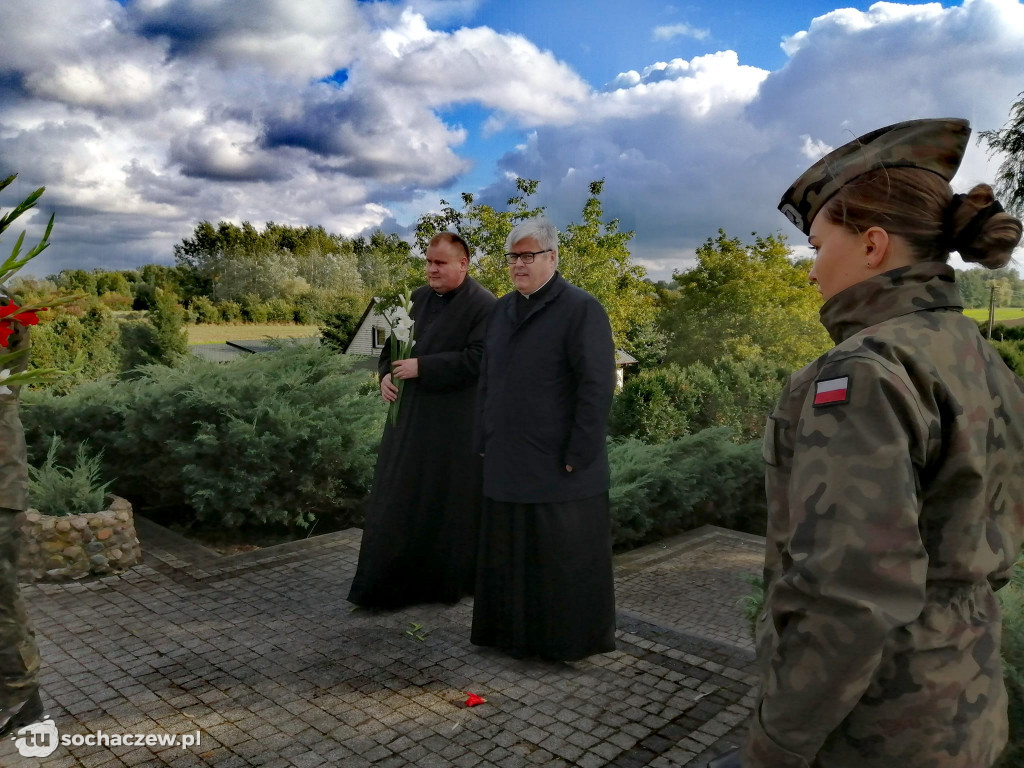 Uroczystość patriotyczna w Śladowie
