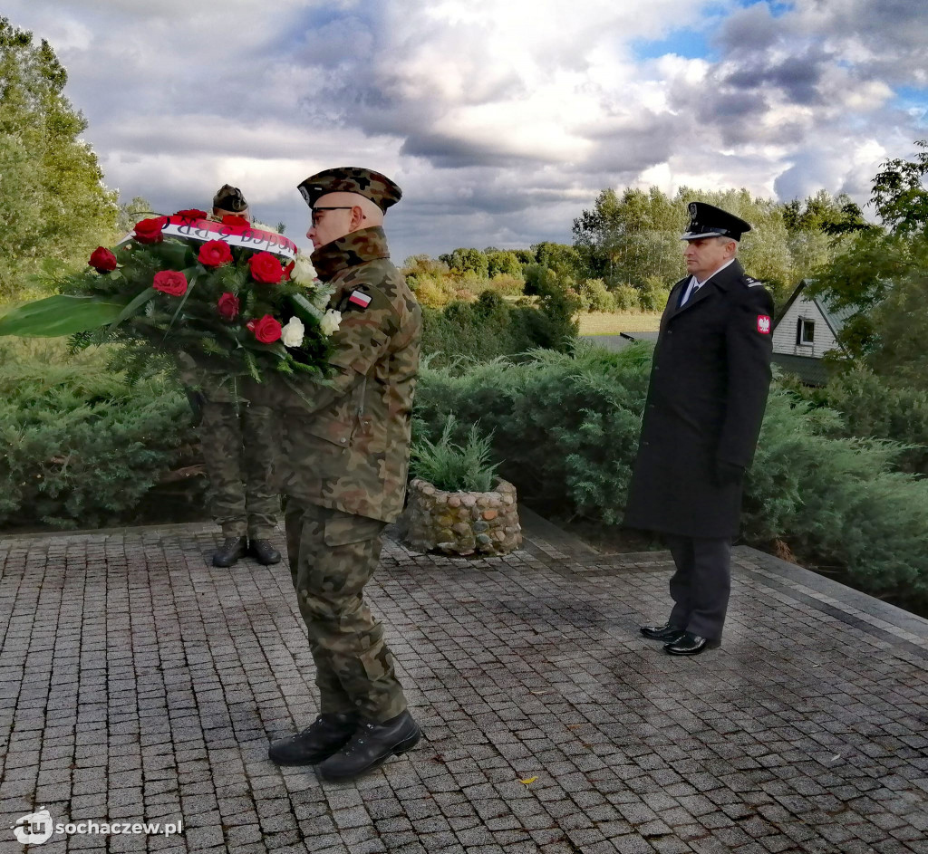Uroczystość patriotyczna w Śladowie