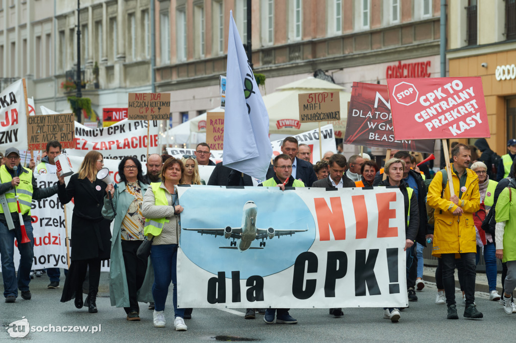 Protest przeciw CPK w Warszawie