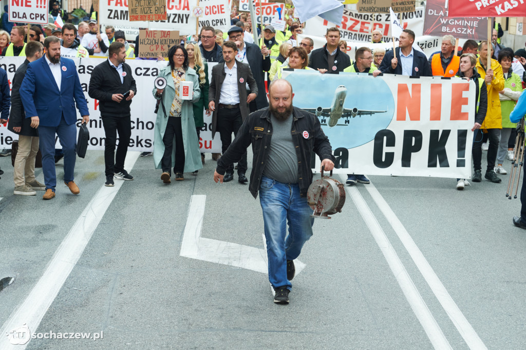 Protest przeciw CPK w Warszawie