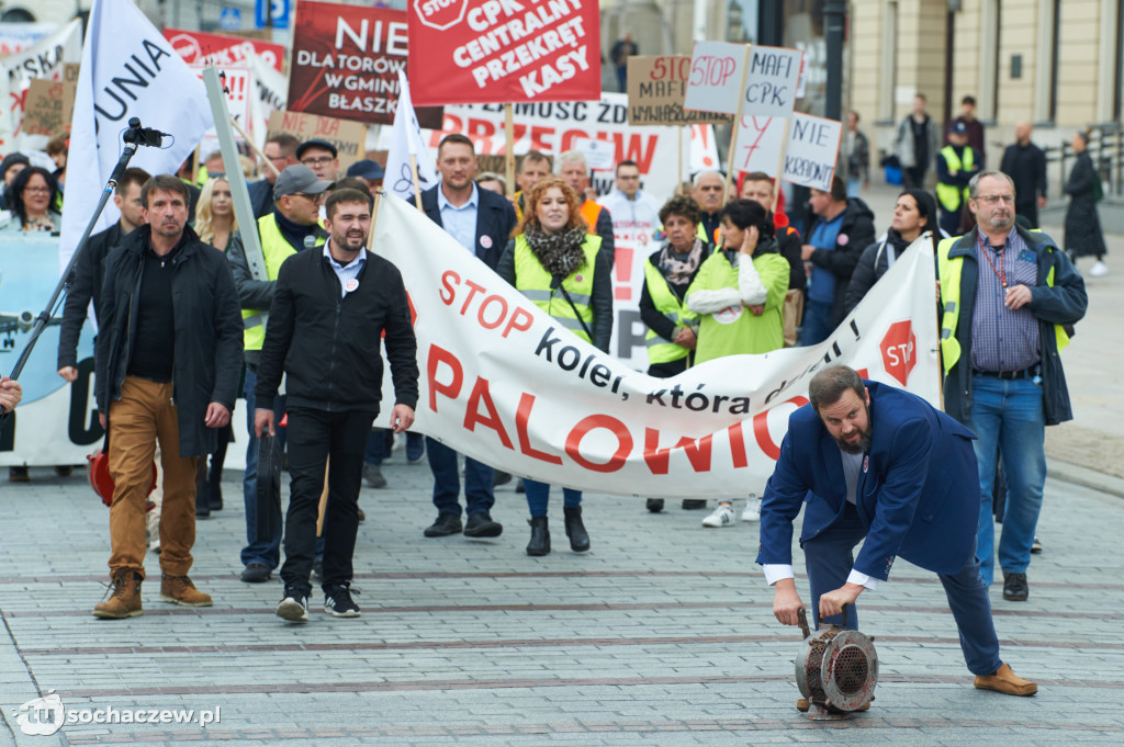 Protest przeciw CPK w Warszawie