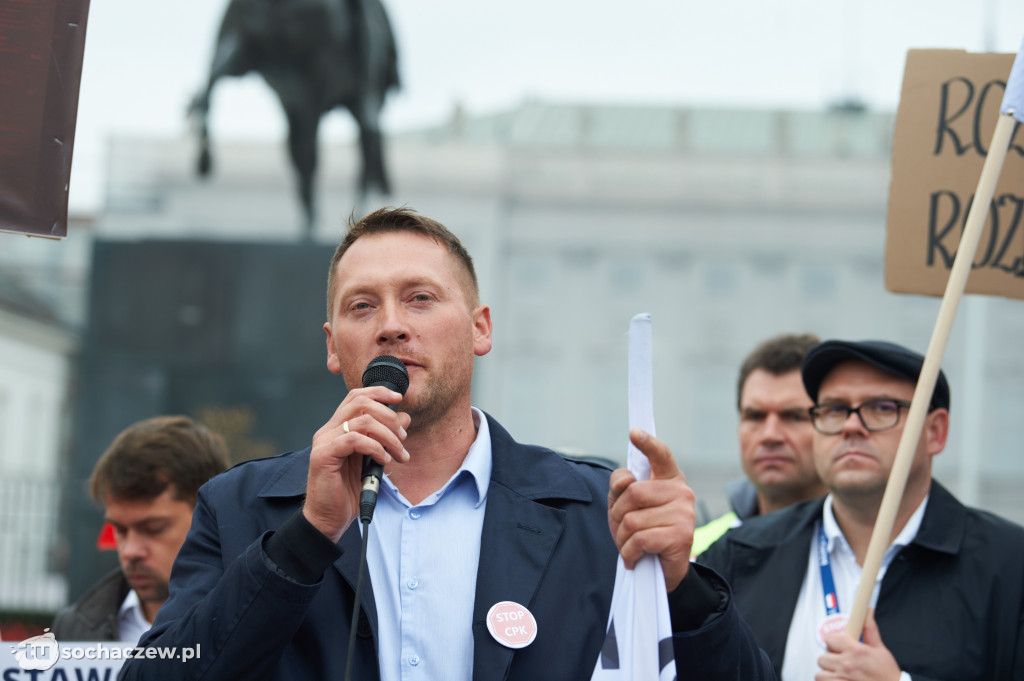 Protest przeciw CPK w Warszawie