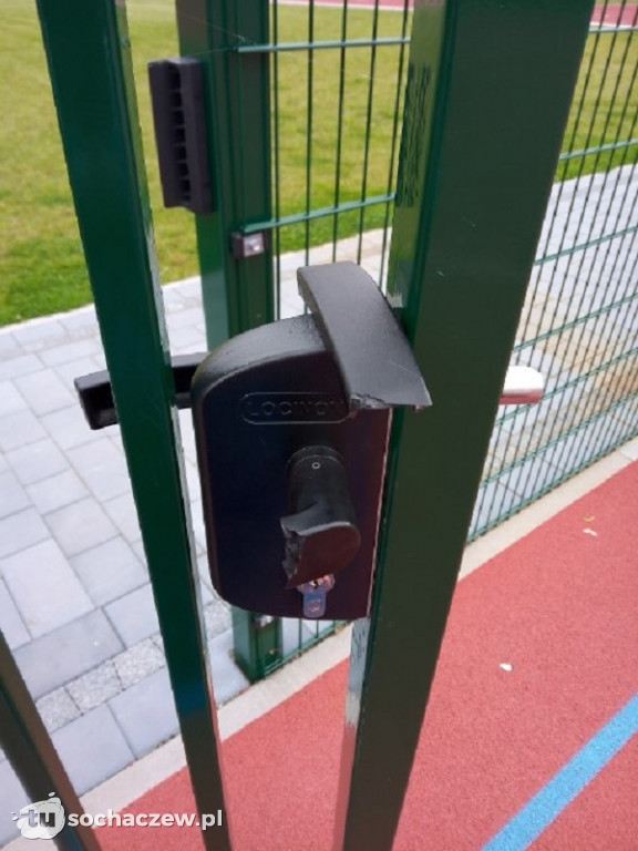 Akty wandalizmu na stadionie w Młodzieszynie