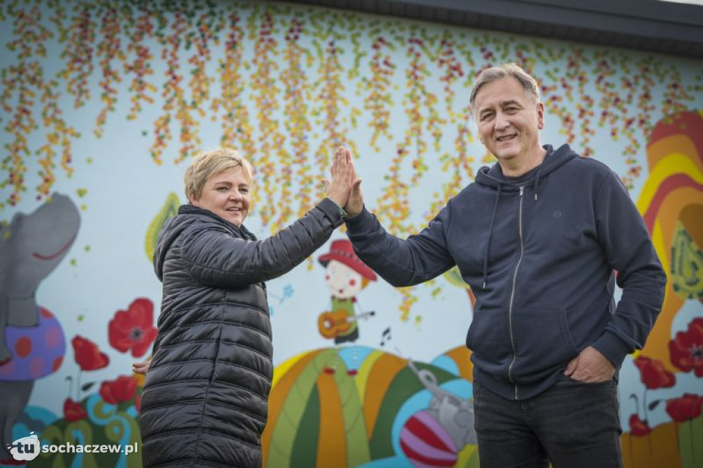 Bajkowy mural w Żdżarowie