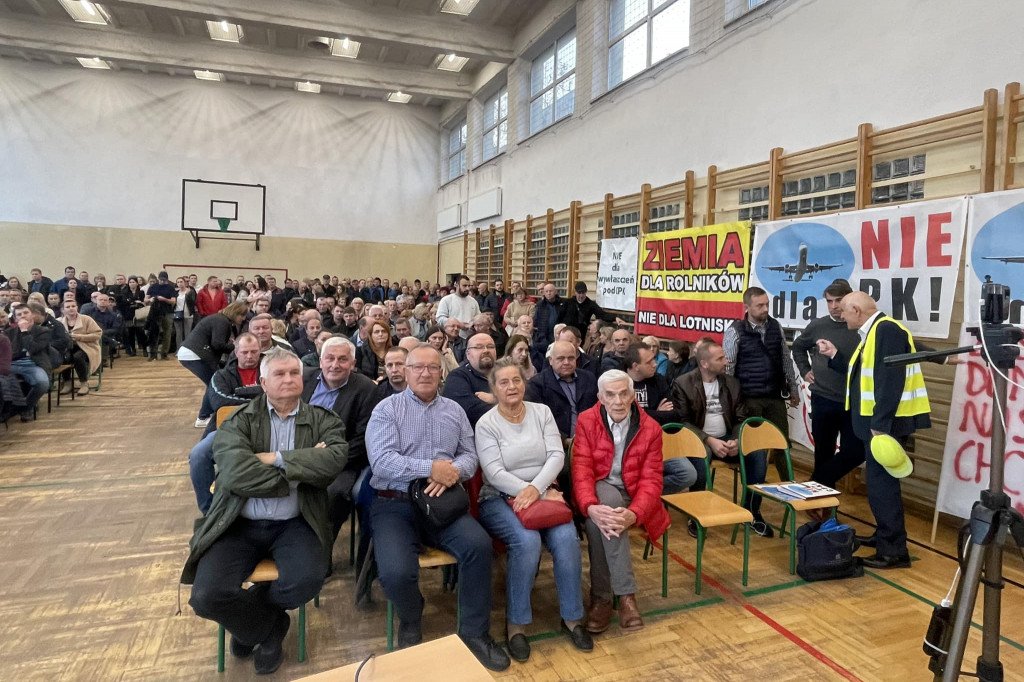Spotkanie mieszkańców z ekspertami ds. CPK w Młodzieszynie
