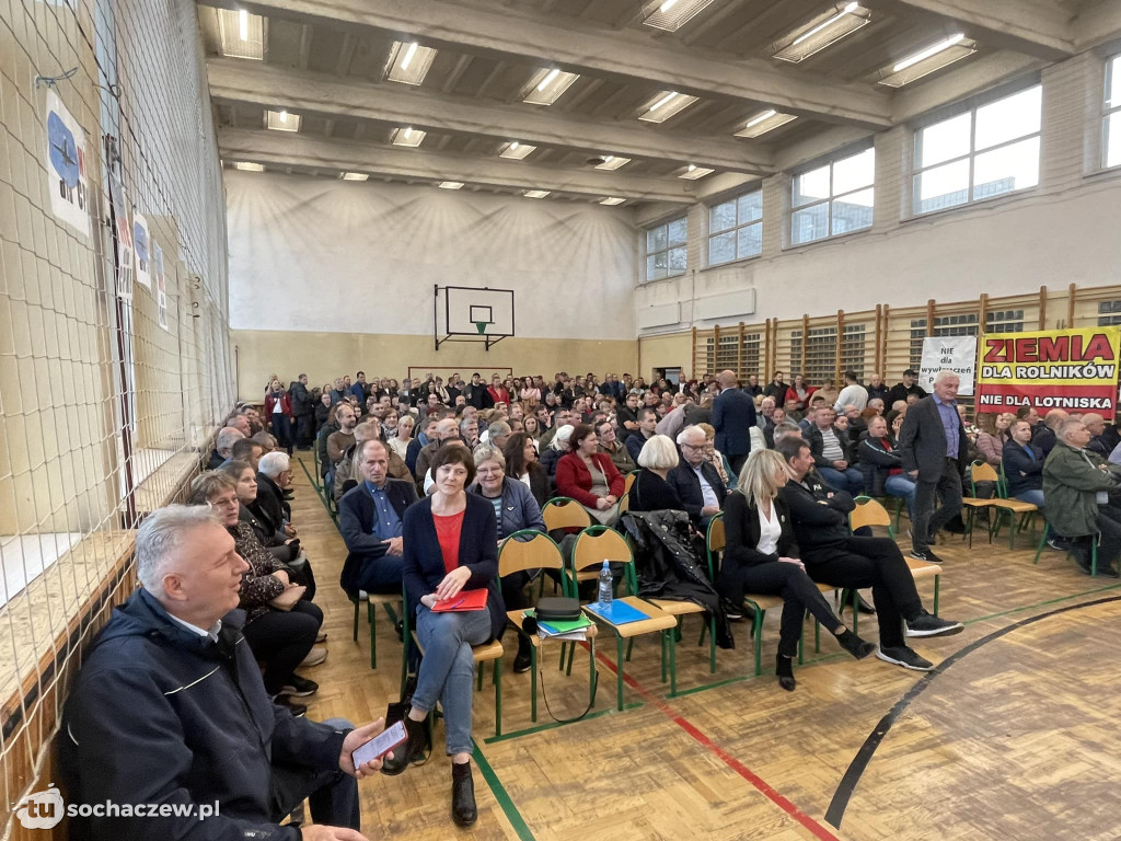 Spotkanie mieszkańców z ekspertami ds. CPK w Młodzieszynie