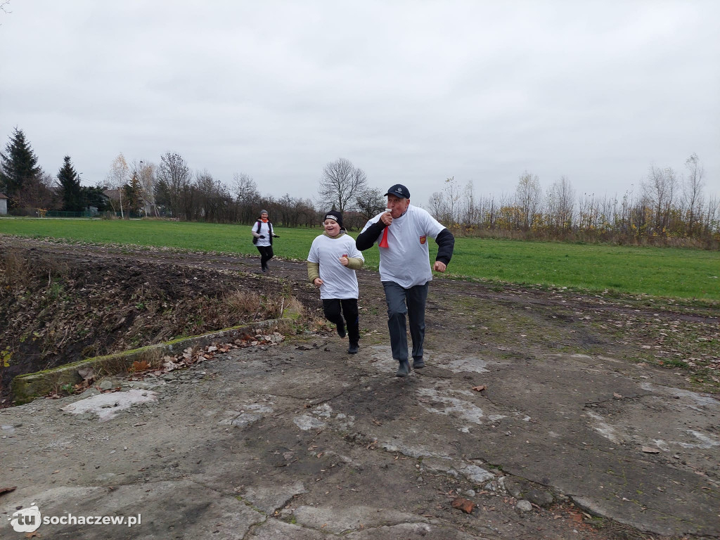 Rybno: III Gminny Niepodległościowy Bieg i Marsz Nordic Walking