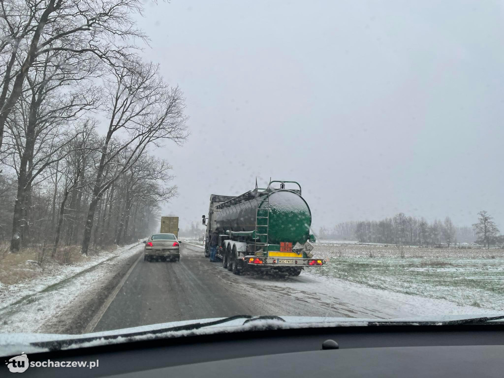 Zdarzenie drogowe w Sarnowie