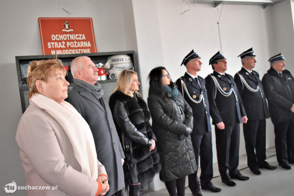 Przekazanie łodzi w Młodzieszynie