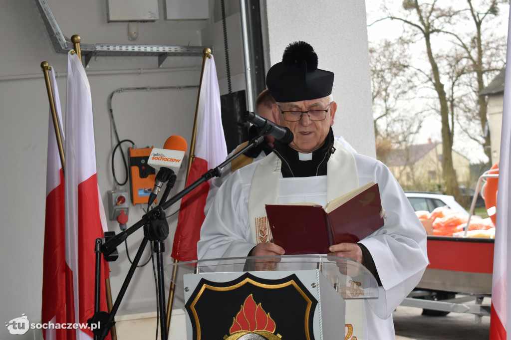 Przekazanie łodzi w Młodzieszynie