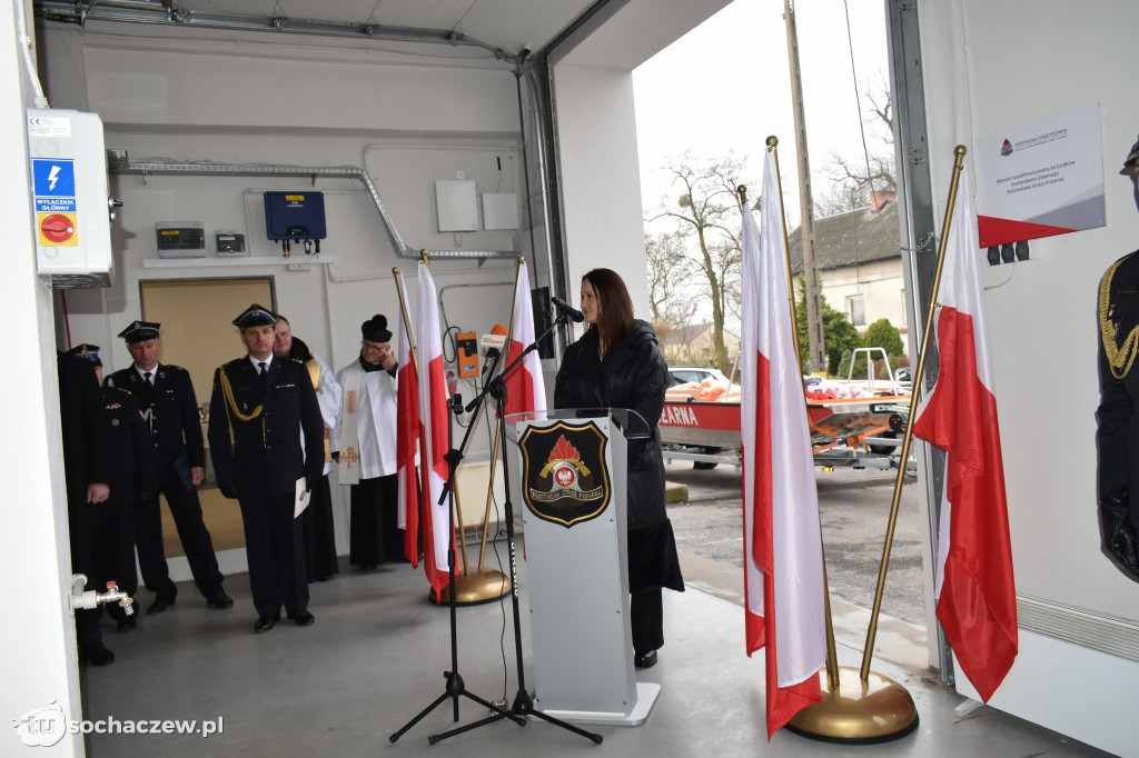 Przekazanie łodzi w Młodzieszynie